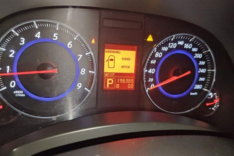 Used Infiniti FX 2011 FX35 Jinshang Overdrive Edition Odometer Close Up