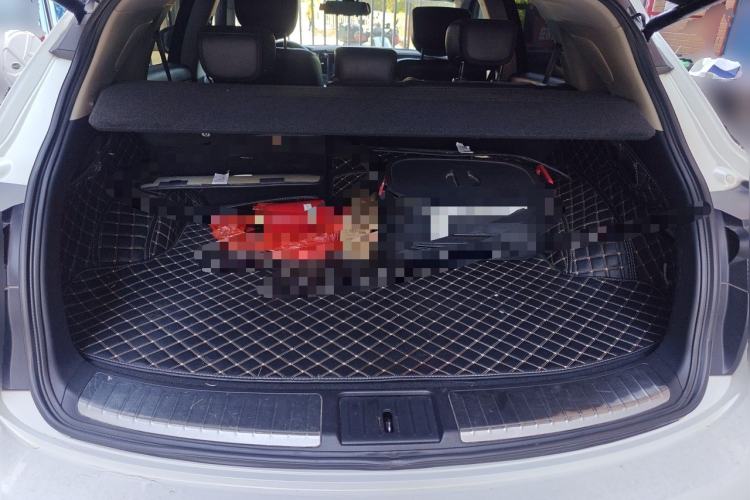 Used Infiniti FX 2011 FX35 Supreme Edition Trunk
