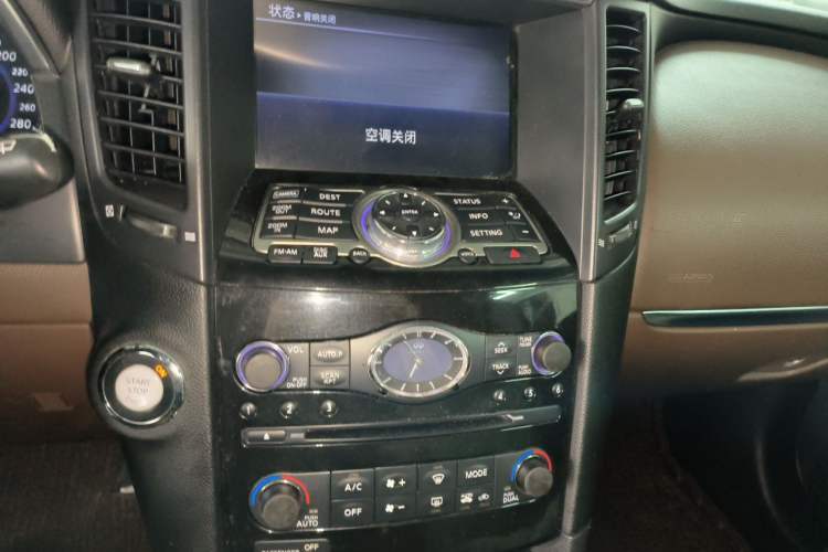 Used Infiniti FX 2011 FX35 Jinshang Standard Edition Audio And AC Panel