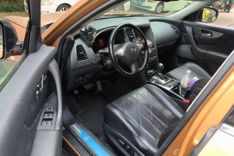 Used Infiniti FX 2011 FX35 Standard Edition Driver Seat