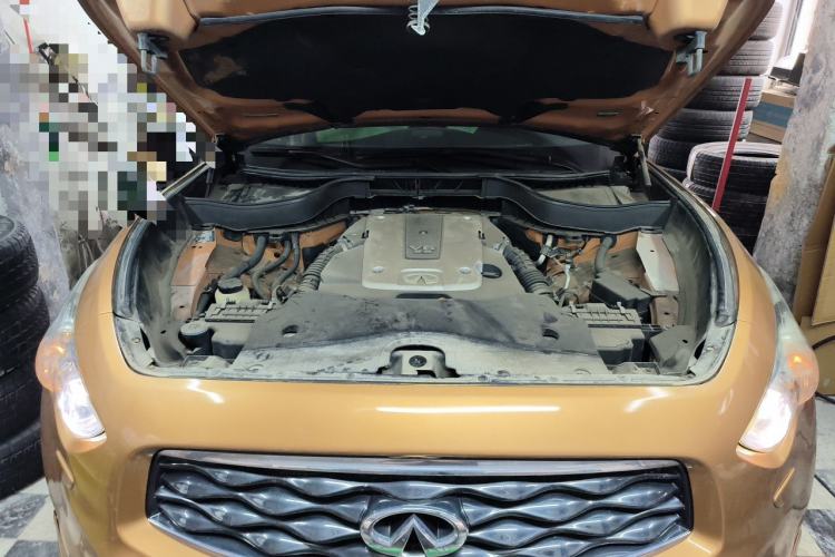 Used Infiniti FX 2011 FX35 Jinshang Standard Edition Engine Bay