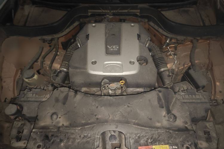 Used Infiniti FX 2011 FX35 Standard Edition Engine Bay