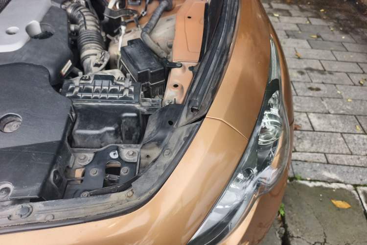 Used Infiniti FX 2011 FX35 Supreme Edition Engine Bay Left