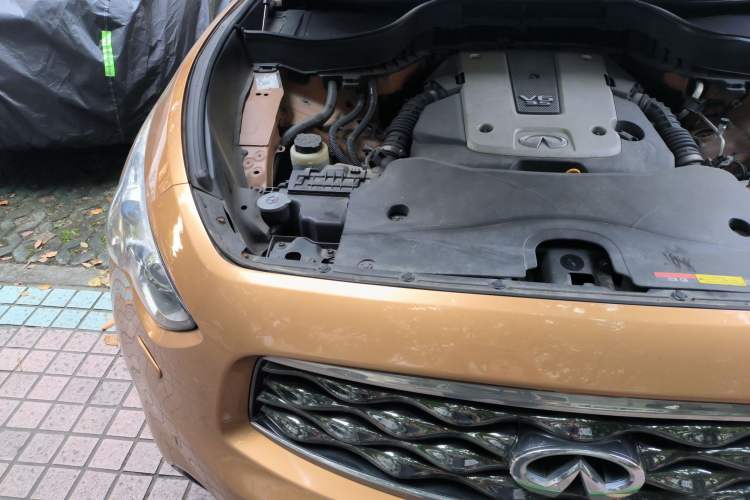 Used Infiniti FX 2011 FX35 Standard Edition Engine Bay Right
