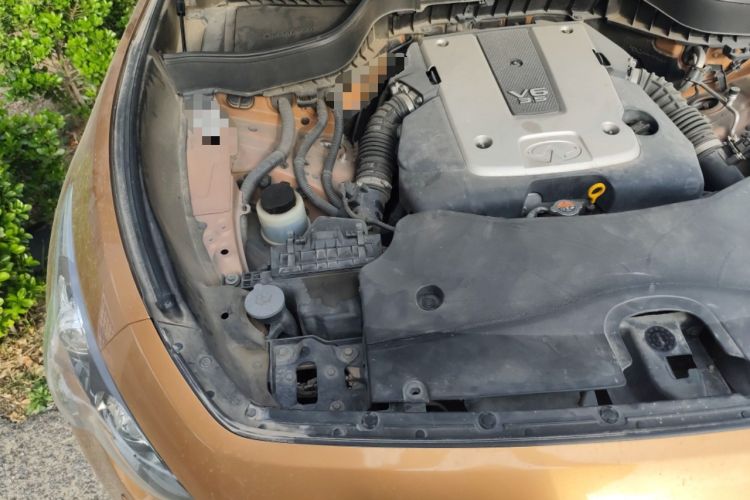 Used Infiniti FX 2011 FX35 Supreme Edition Engine Bay Right