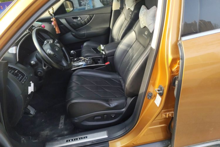 Used Infiniti FX 2011 FX35 Supreme Edition Left Front Seat