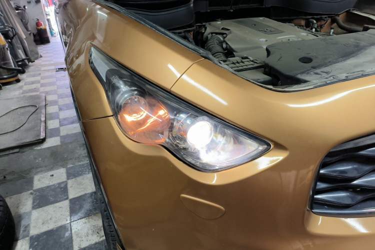Used Infiniti FX 2011 FX35 Jinshang Standard Edition Right Front Headlight