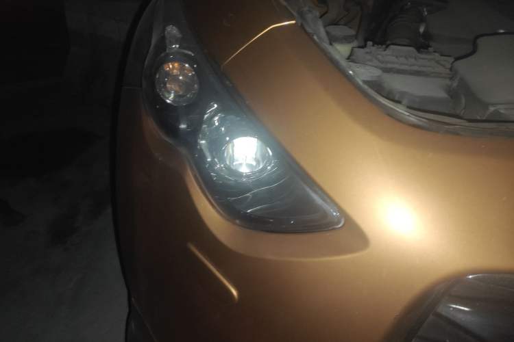 Used Infiniti FX 2011 FX35 Standard Edition Right Front Headlight