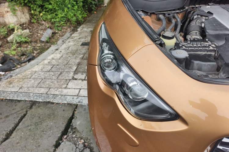 Used Infiniti FX 2011 FX35 Supreme Edition Right Front Headlight
