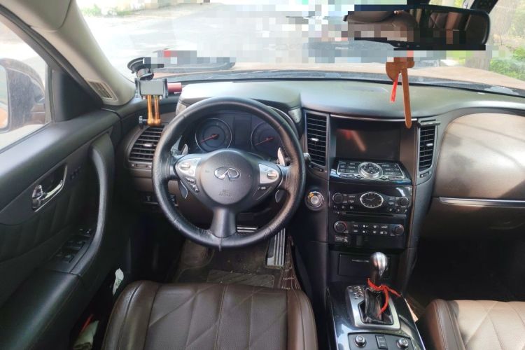 Used Infiniti FX 2011 FX35 Standard Edition Steering Wheel