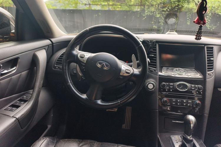Used Infiniti FX 2011 FX35 Supreme Edition Steering Wheel