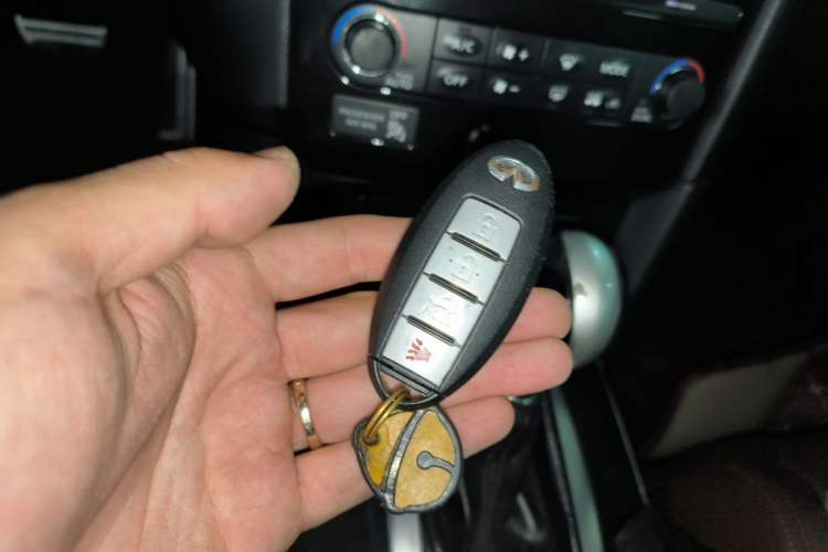 Used Infiniti FX 2011 FX35 Jinshang Standard Edition Vehicle Key