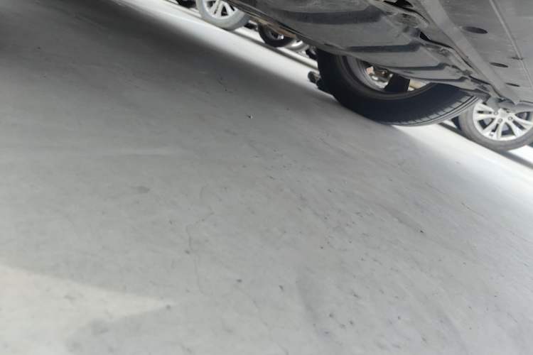 Used Infiniti FX 2013 FX37 Standard Edition Chassis Front Right