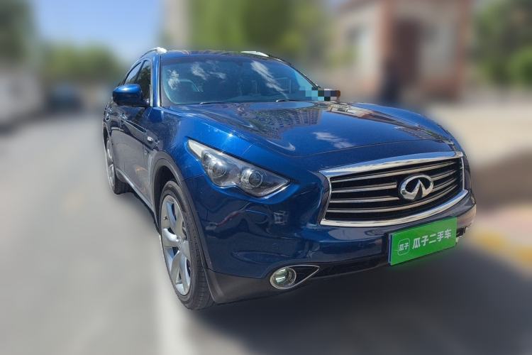 Used Infiniti FX 2013 FX37 Standard Edition Front Right 45 Deg