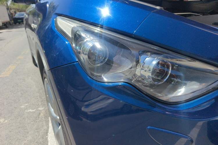 Used Infiniti FX 2013 FX37 Standard Edition Right Front Headlight