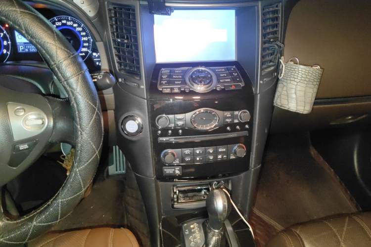 Used Infiniti FX 2013 FX37 Standard Edition Audio And AC Panel