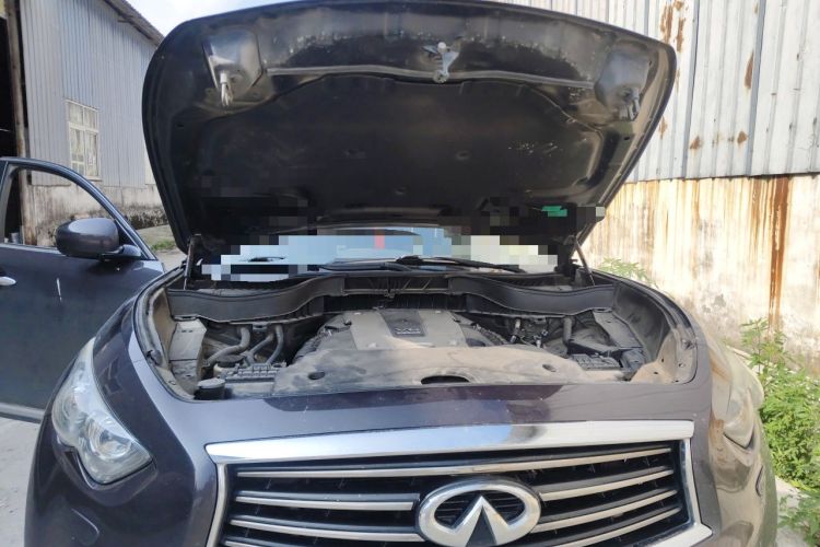 Used Infiniti FX 2013 FX37 Standard Edition Engine Bay