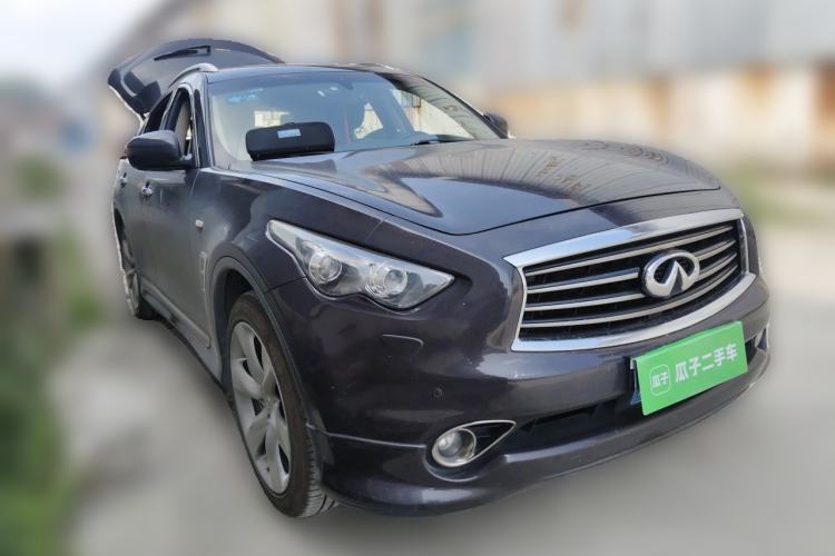 Used Infiniti FX 2013 FX37 Standard Edition Front Right 45 Deg
