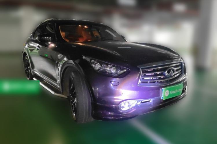 Used Infiniti FX 2013 FX37 Standard Edition Front Right 45 Deg