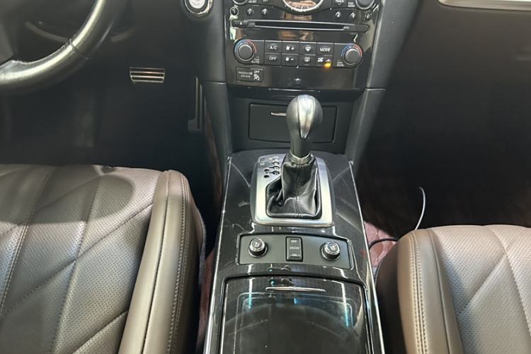 Used Infiniti FX 2013 FX37 Supreme Edition Gear Lever