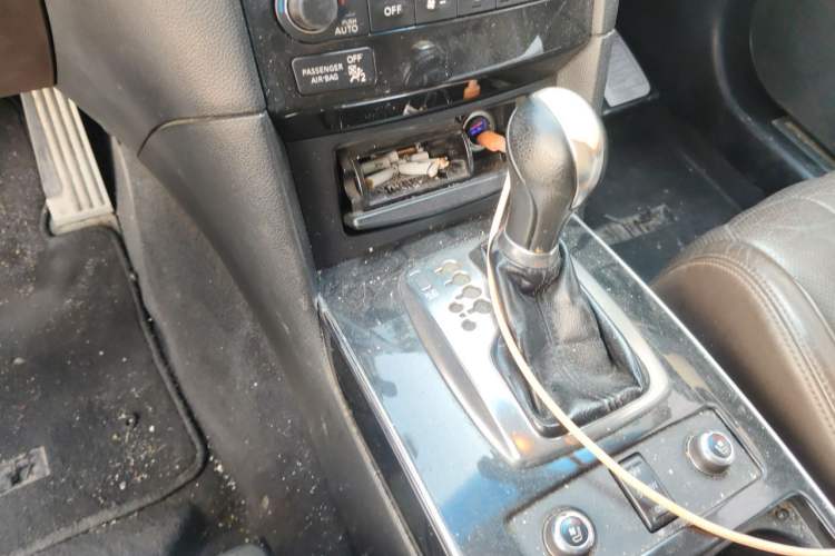 Used Infiniti FX 2013 FX37 Standard Edition Gear Lever