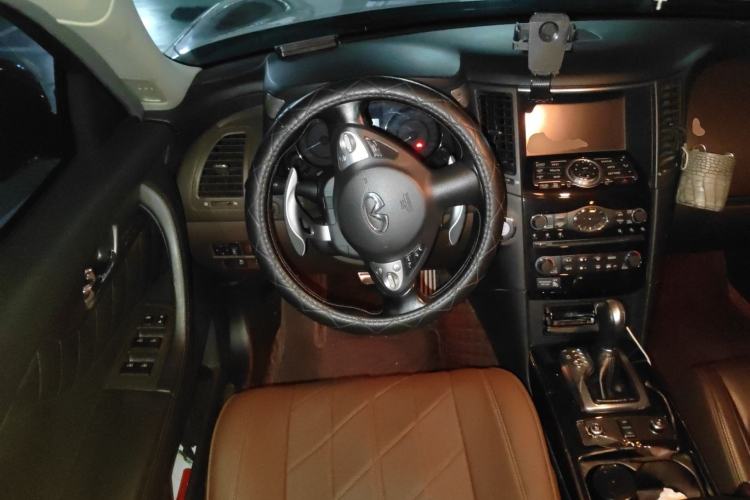 Used Infiniti FX 2013 FX37 Standard Edition Steering Wheel