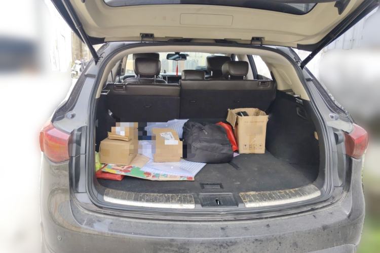 Used Infiniti FX 2013 FX37 Standard Edition Trunk