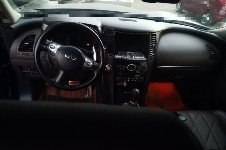 Used Infiniti FX 2013 FX37 5th Anniversary Limited Edition Center Console
