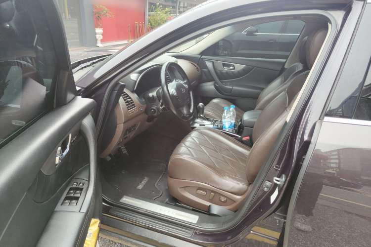 Used Infiniti FX 2013 FX37 Standard Upgrade Edition Driver Seat