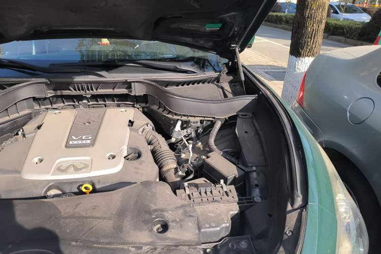 Used Infiniti FX 2013 FX37 Standard Edition Engine Bay Left