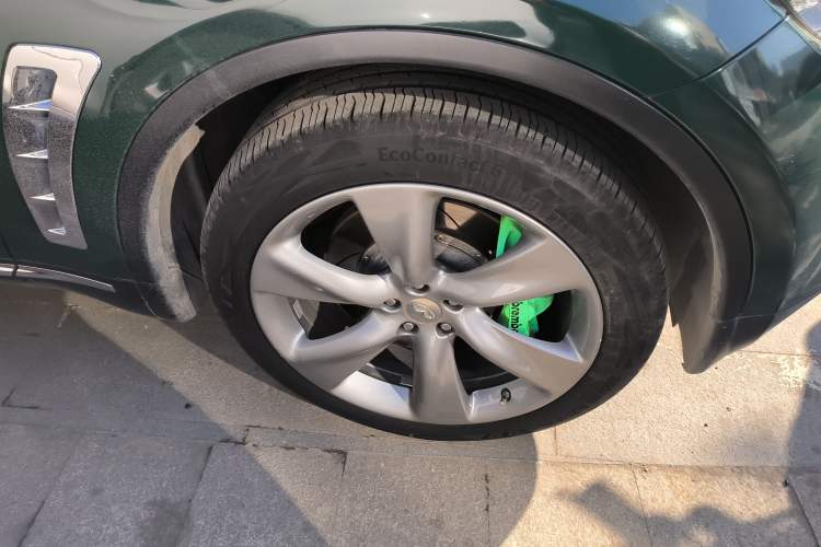 Used Infiniti FX 2013 FX37 Standard Edition Right Front Wheel Hub