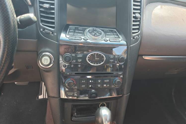 Used Infiniti FX 2013 FX50 Ultimate Upgrade Edition Audio And AC Panel