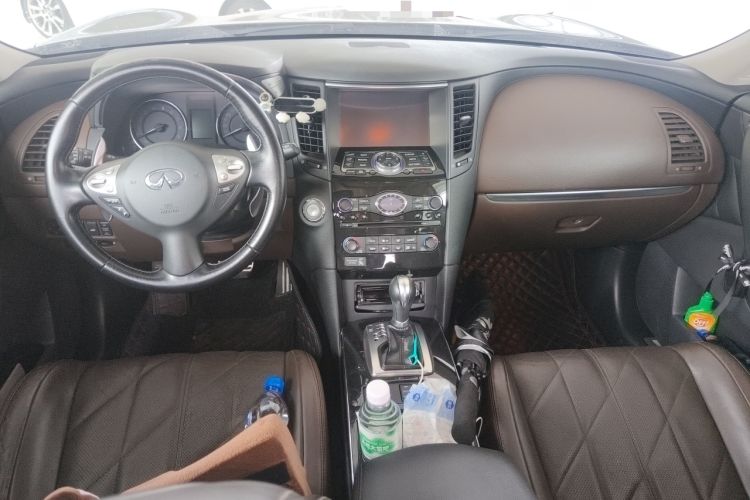 Used Infiniti FX 2013 FX37 Supreme Edition Center Console