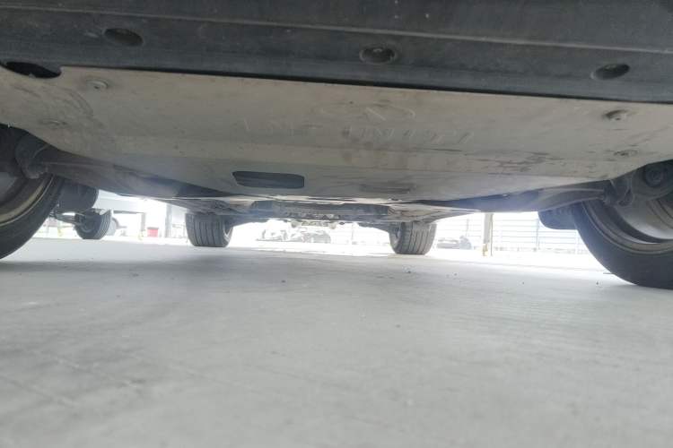 Used Infiniti FX 2013 FX37 Supreme Edition Chassis Front