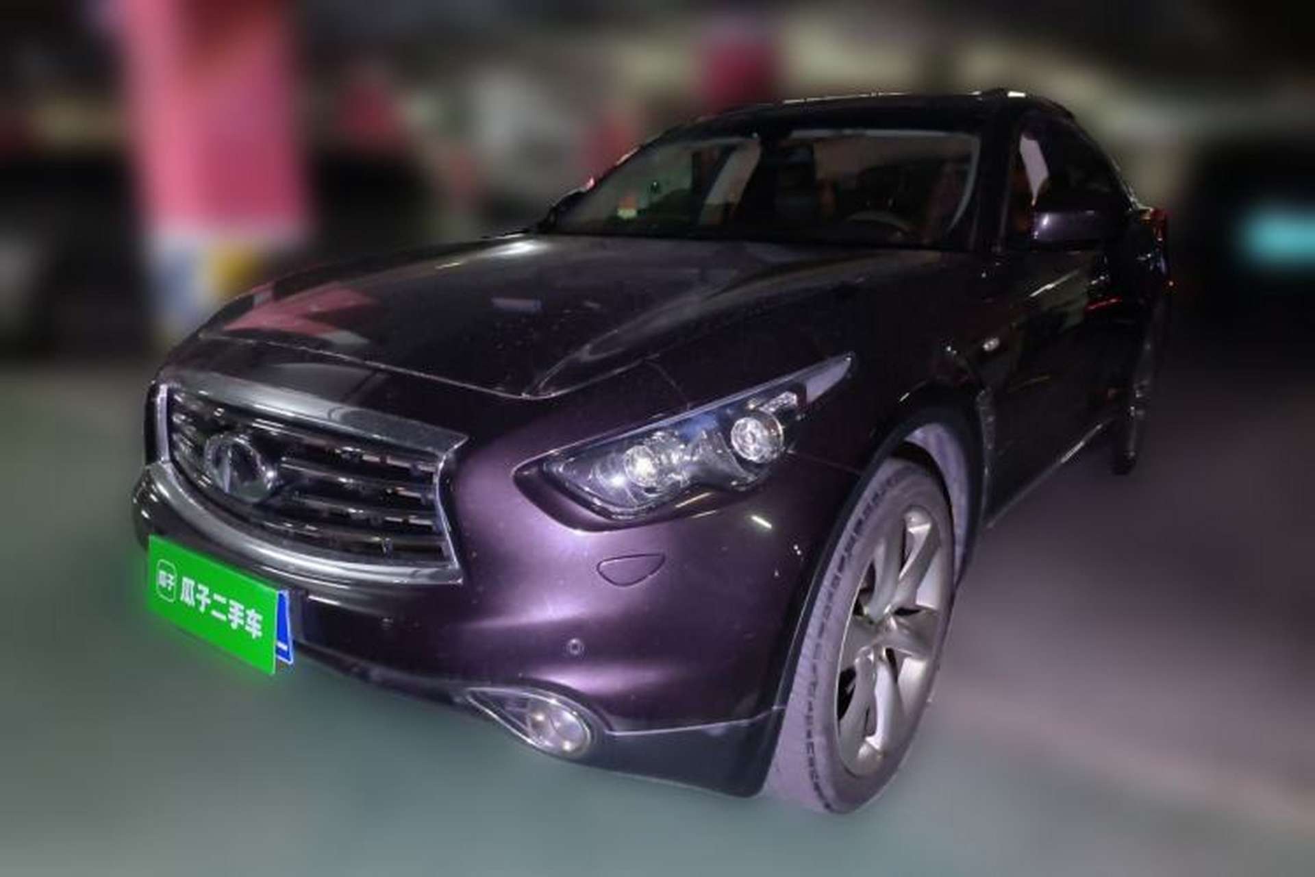Used Infiniti FX 2013 FX37 Standard Upgrade Edition Front Left 45 Deg