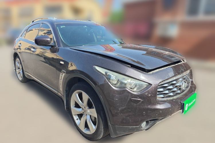 Used Infiniti FX 2013 FX50 Ultimate Upgrade Edition Front Right 45 Deg
