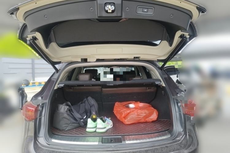 Used Infiniti FX 2013 FX37 Supreme Edition Trunk