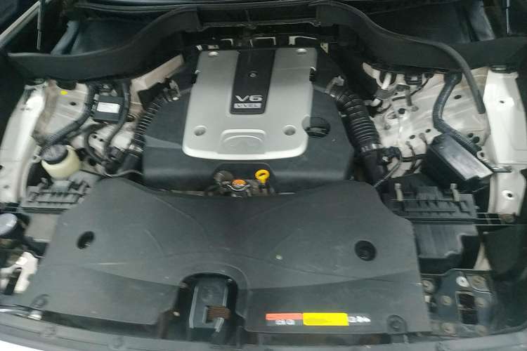 Used Infiniti FX 2013 FX37 Standard Edition Engine Bay