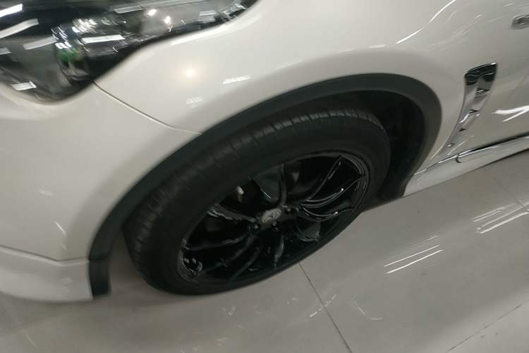 Used Infiniti FX 2013 FX37 Standard Edition Exterior 7