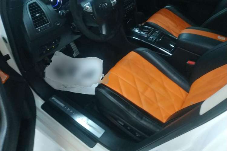 Used Infiniti FX 2013 FX37 Standard Edition Interior 3