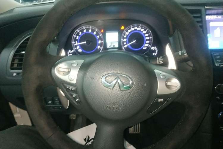 Used Infiniti FX 2013 FX37 Standard Edition Steering Wheel