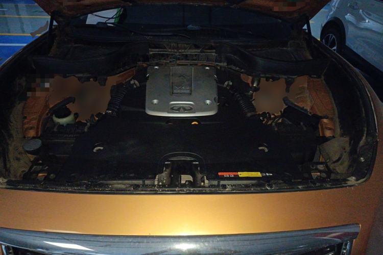 Used Infiniti FX 2013 FX37 Standard Upgrade Edition Engine Bay
