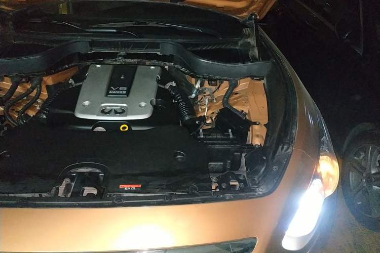 Used Infiniti FX 2013 FX37 Enhanced Upgrade Model Engine Bay Left