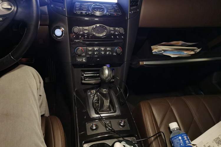 Used Infiniti FX 2013 FX37 Standard Edition Gear Lever