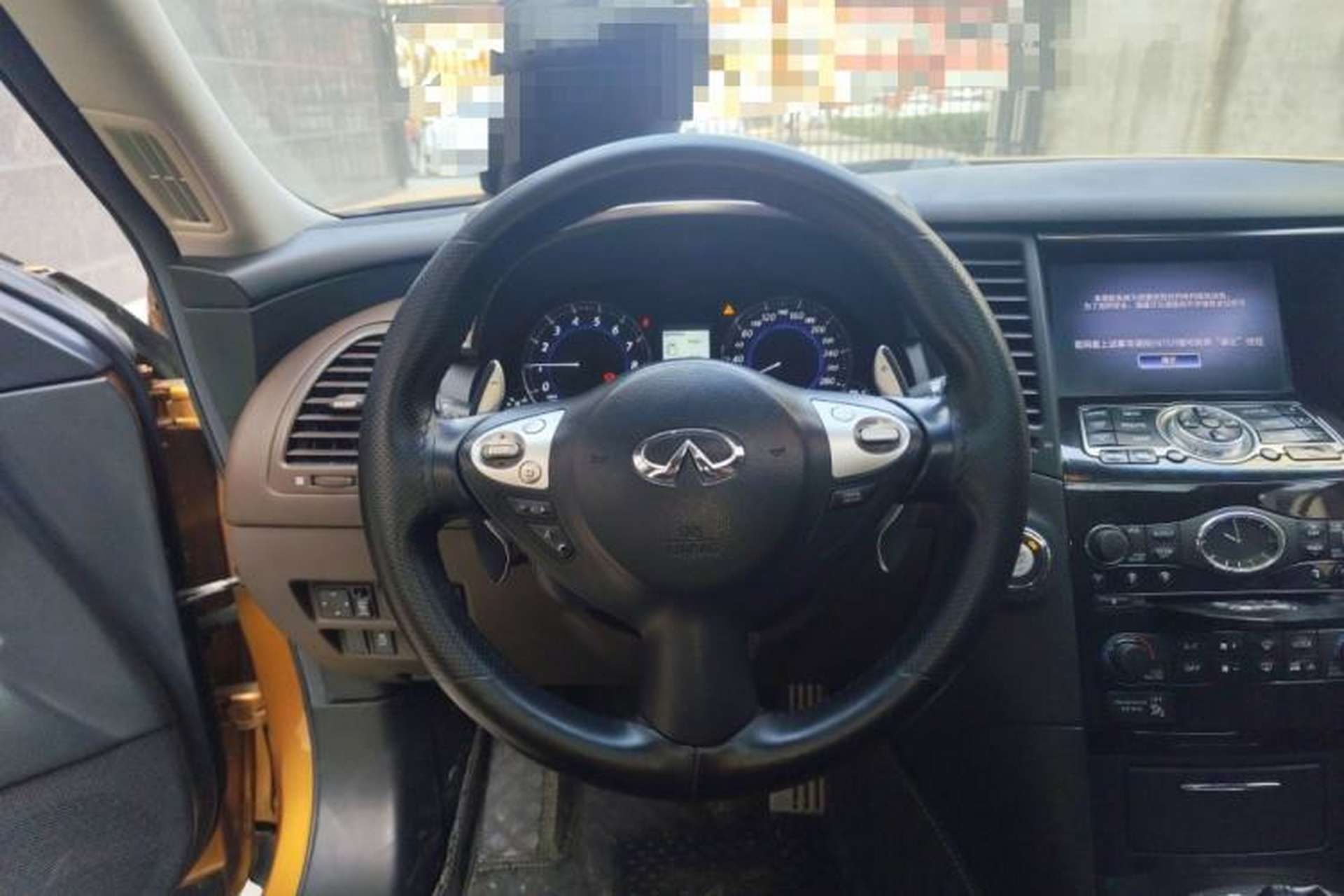 Used Infiniti FX 2013 FX37 Standard Upgrade Edition Steering Wheel