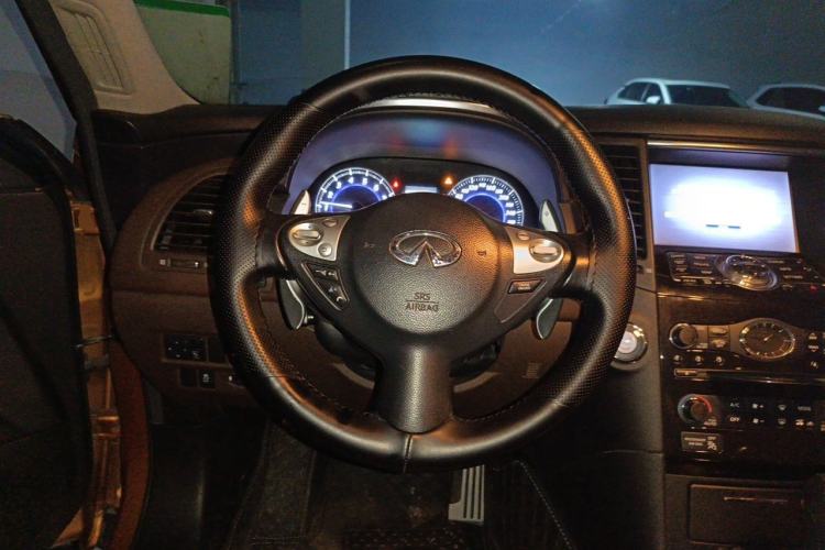 Used Infiniti FX 2013 FX37 Standard Upgrade Edition Steering Wheel