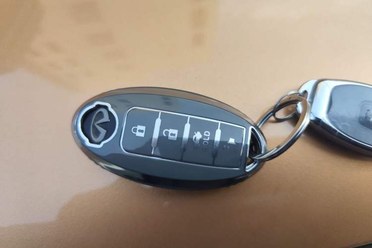 Used Infiniti FX 2013 FX37 Standard Upgrade Edition Vehicle Key
