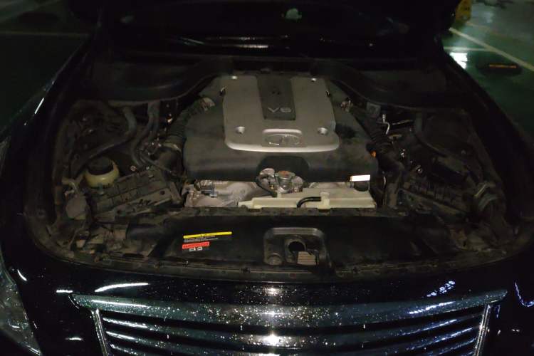 Used Infiniti G Series 2010 G25 Sedan Luxury Sport Edition Engine Bay