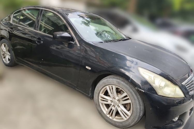 Used Infiniti G Series 2010 G25 Sedan Luxury Sport Edition Front Right 45 Deg