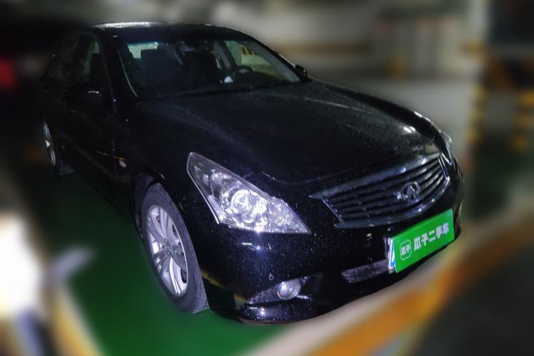 Used Infiniti G Series 2010 G25 Sedan Luxury Sport Edition Front Right 45 Deg